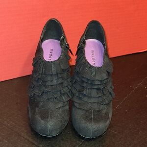 Madden Girl Black Ruffle Booties Size 6.5